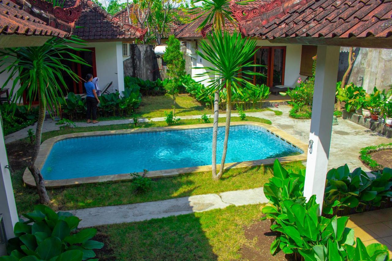 Ocean Sun Homestay Tulamben Esterno foto
