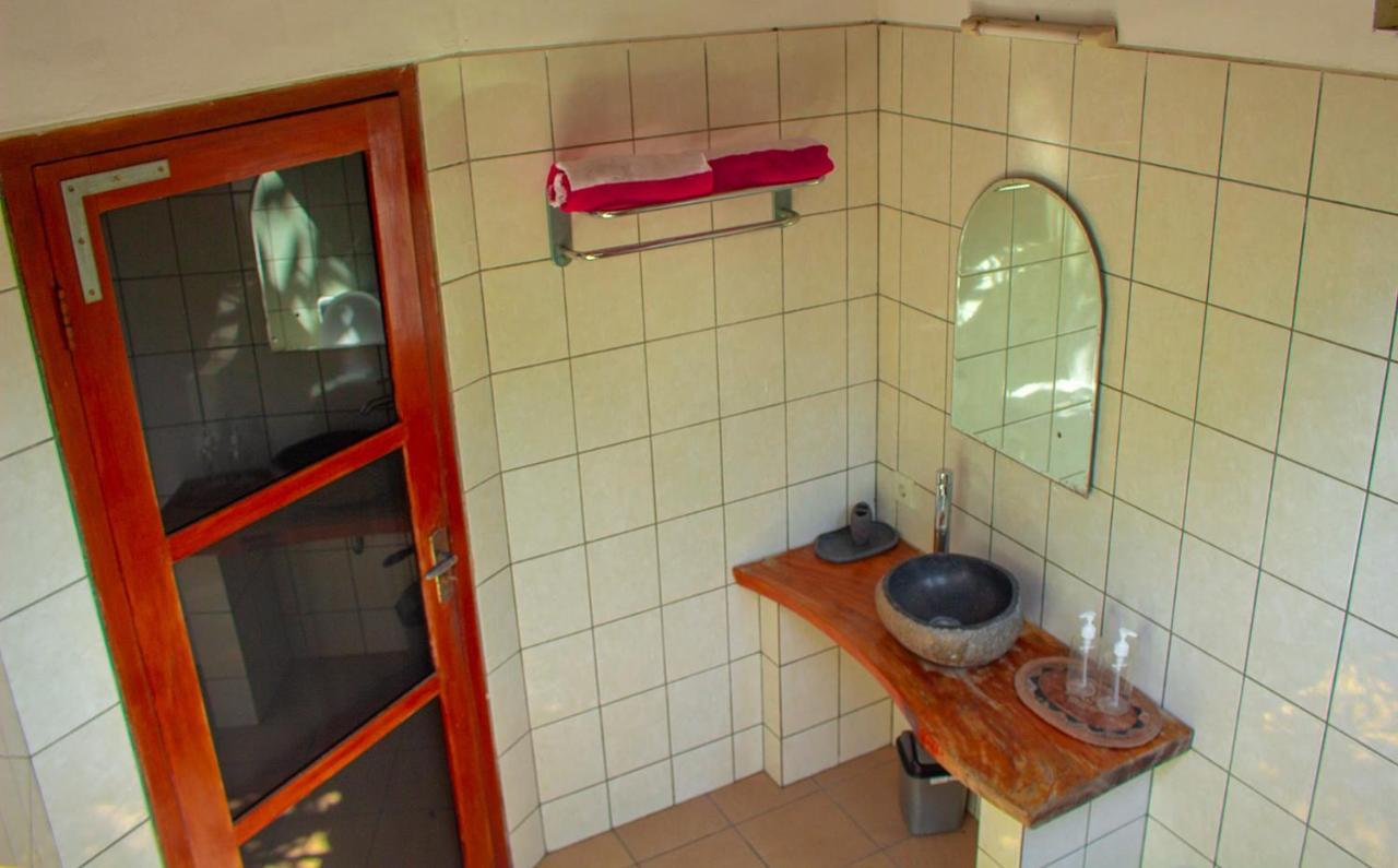 Ocean Sun Homestay Tulamben Esterno foto